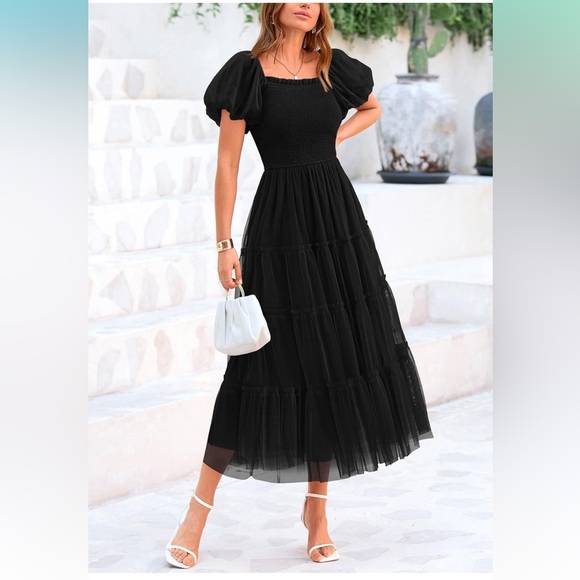 Chic Black Tulle Dress - Picture 4 of 4